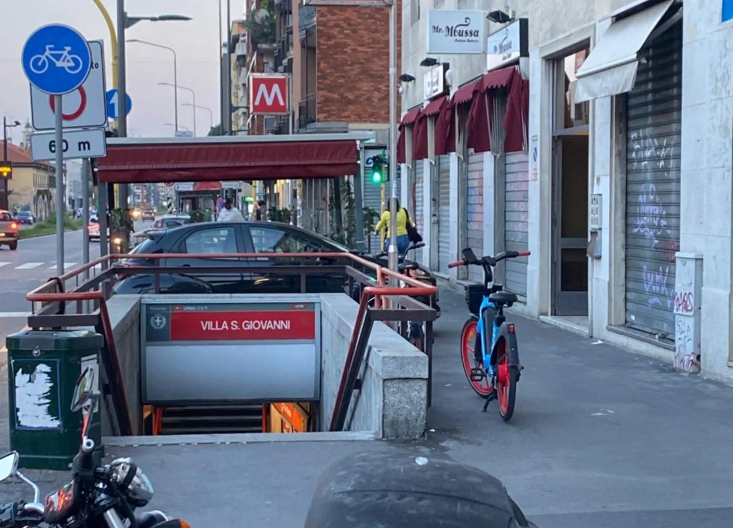 Apartment Bnb Milano Dipinta Di Blu