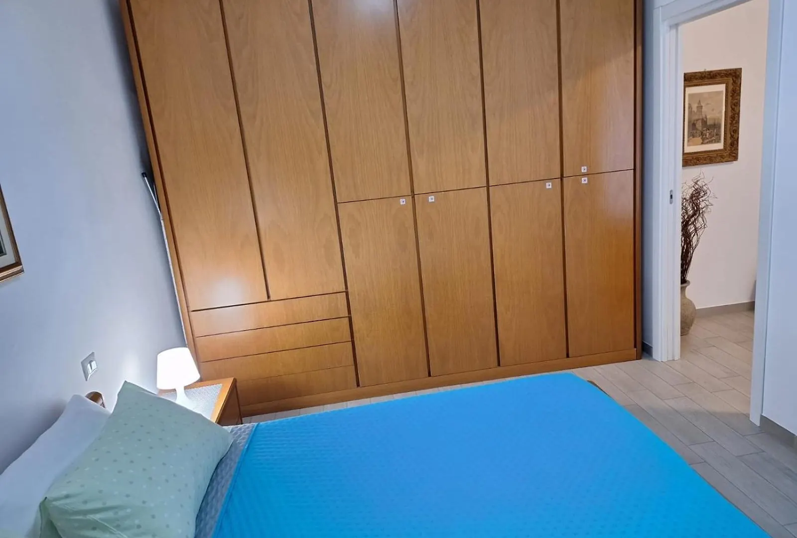 Apartment Bnb Milano Dipinta Di Blu Italy