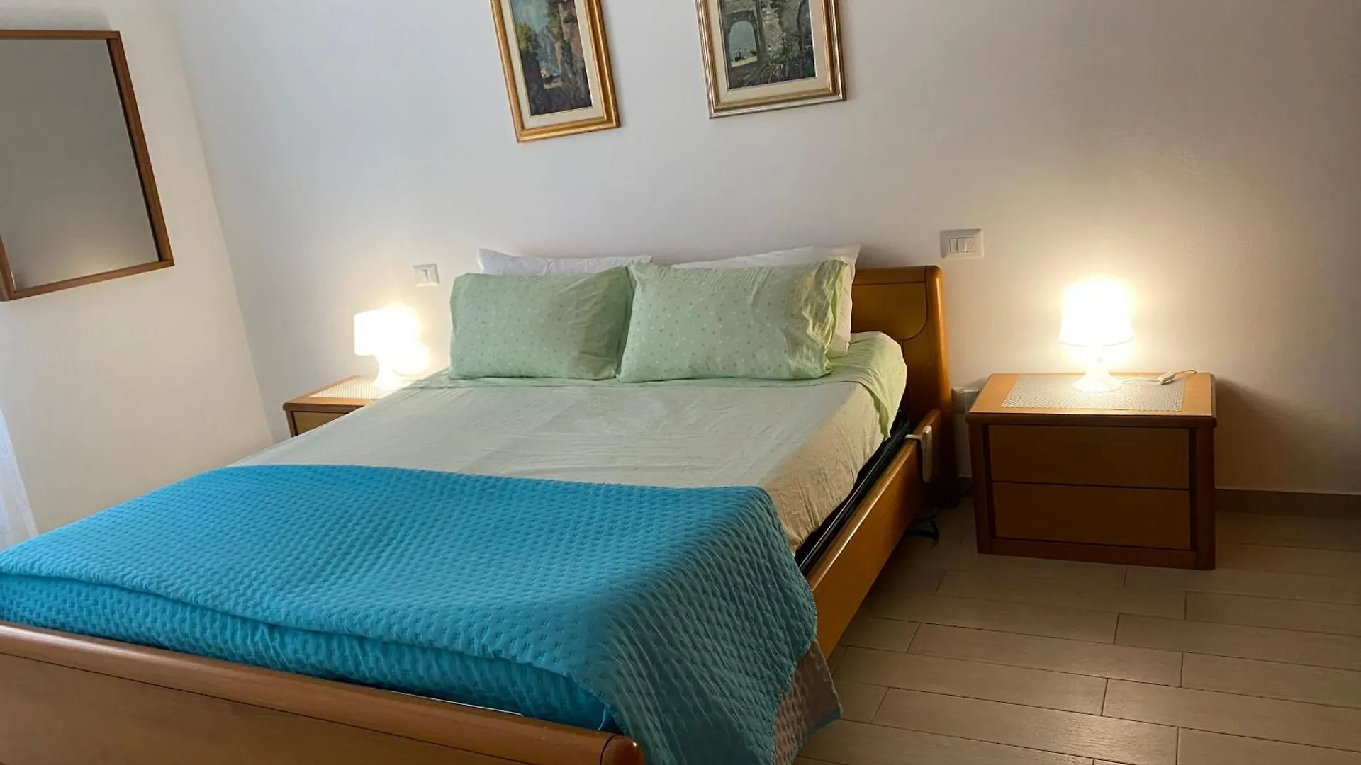 Bnb Milano Dipinta Di Blu アパート ミラノ